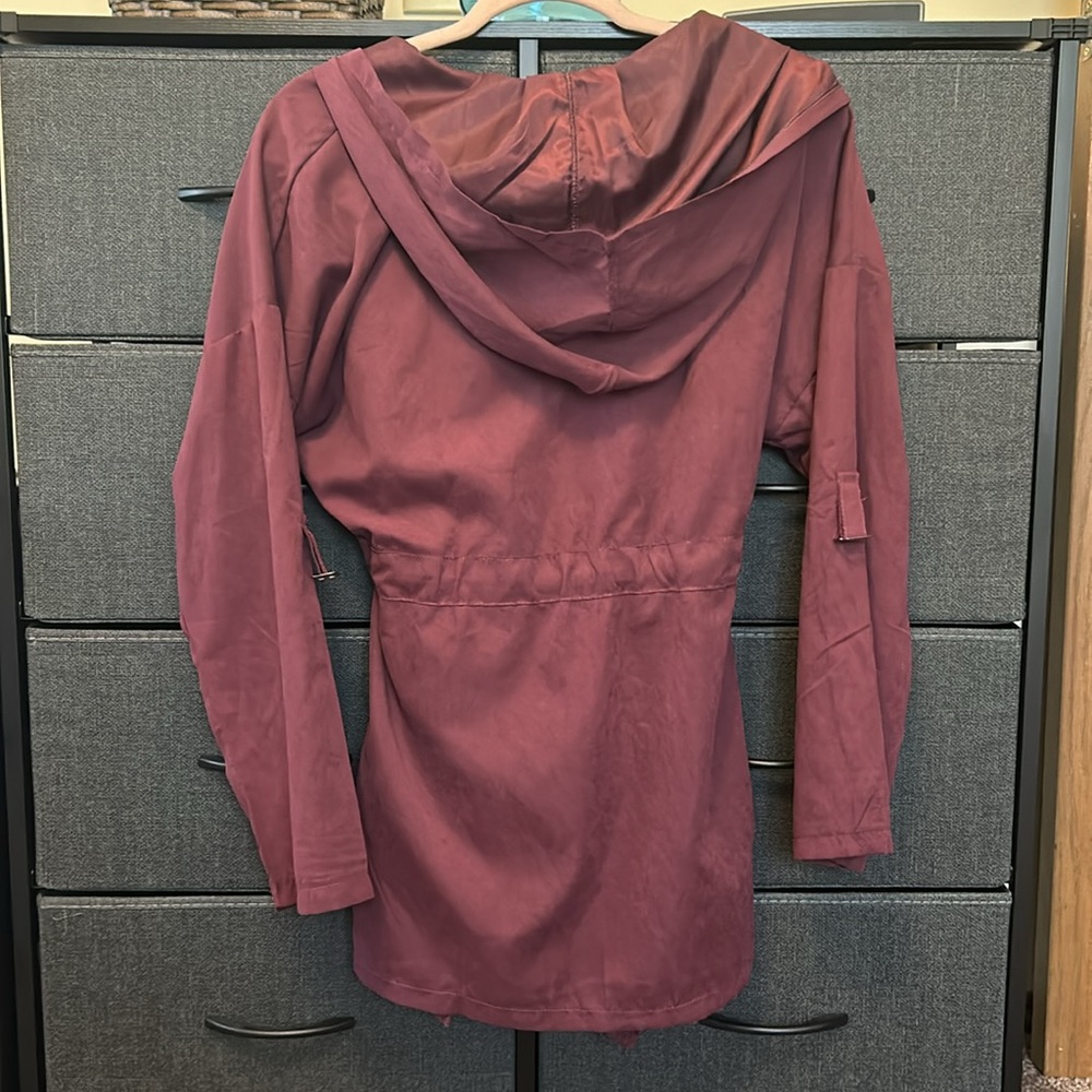 🌷3 items for $30🌷 ▪️ SHEIN ▪️ Burgundy Lightweight Jacket - Picture 8 of 12